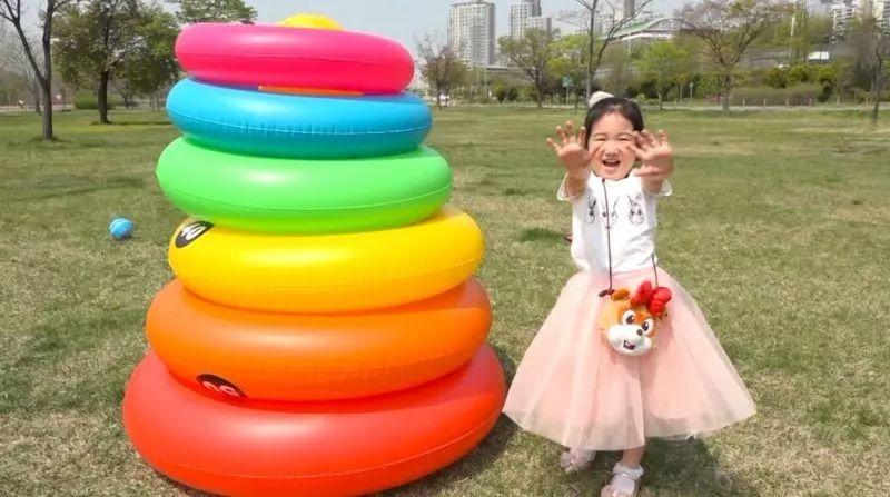 omg! 6-year-old korean youtuber earns $ 50 million/year!