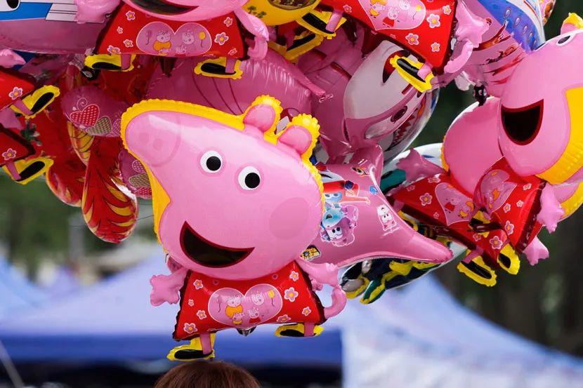 peppa pig's in big trouble in china recently! why?