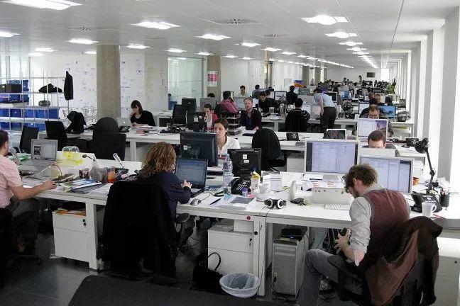 do open plan offices really promote productivity?