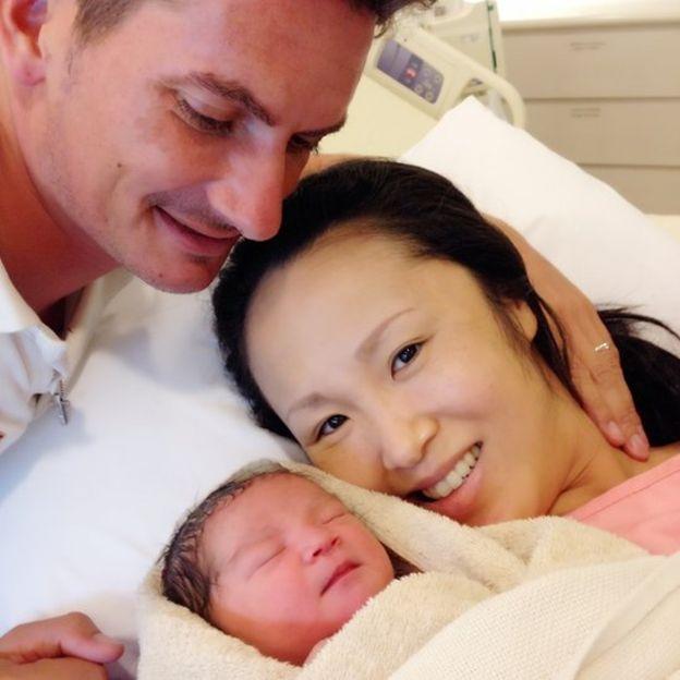 oldest pregnant woman in chn just gave birth to a baby! amazing!