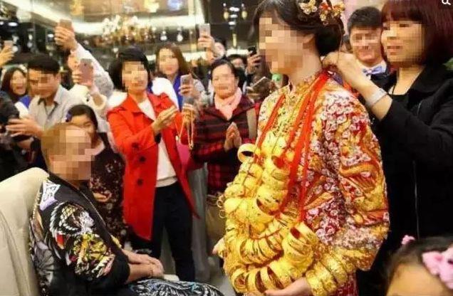 over-the-top weddings in china! latest target for reform!
